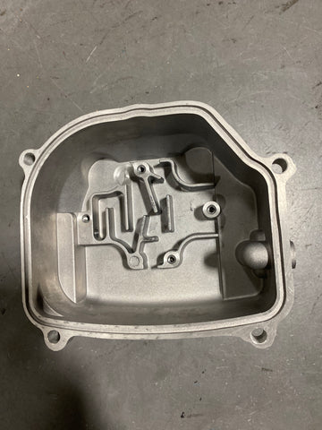 X01-01 engine head cover